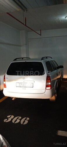 Opel Astra-11