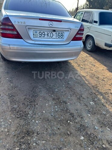 Mercedes C 220-12