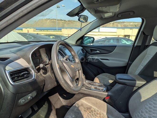 Chevrolet Equinox-13