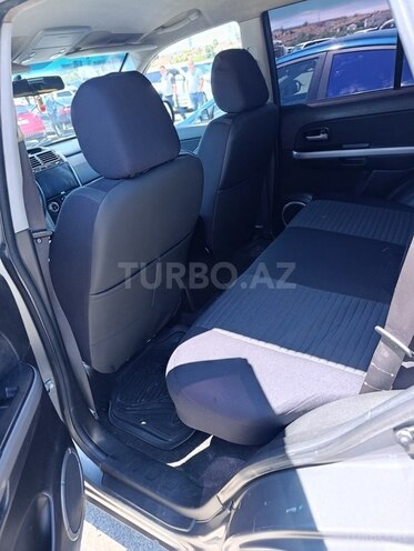 Suzuki Grand Vitara-11
