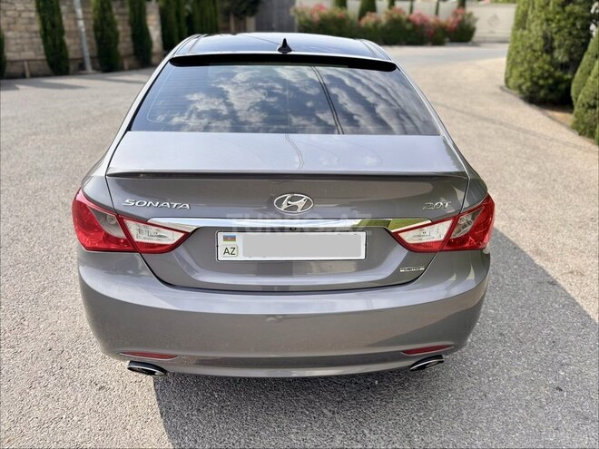Hyundai Sonata-3