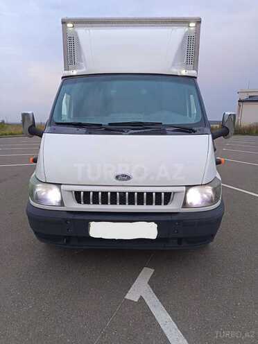 Ford Transit-9