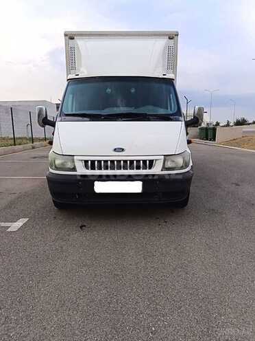 Ford Transit-1