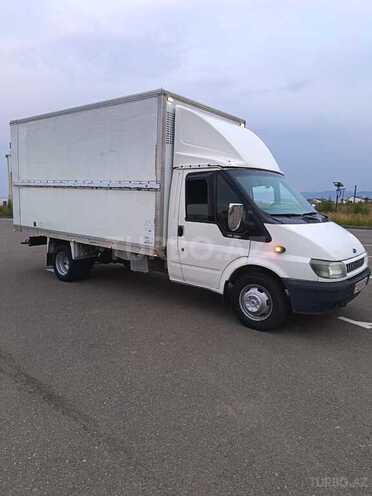 Ford Transit-5