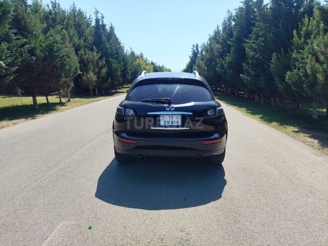 Infiniti FX35-13