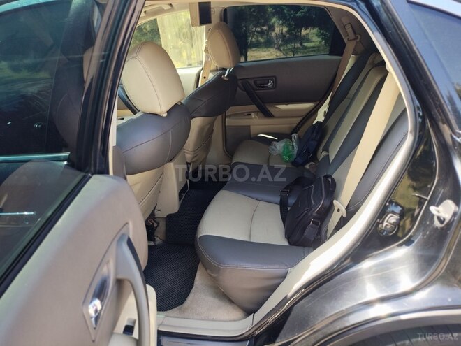 Infiniti FX35-11