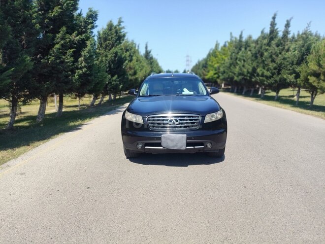 Infiniti FX35-7