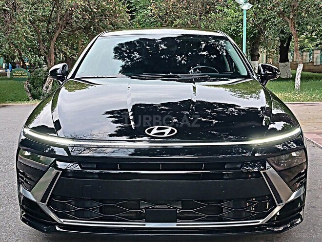 Hyundai Sonata-2