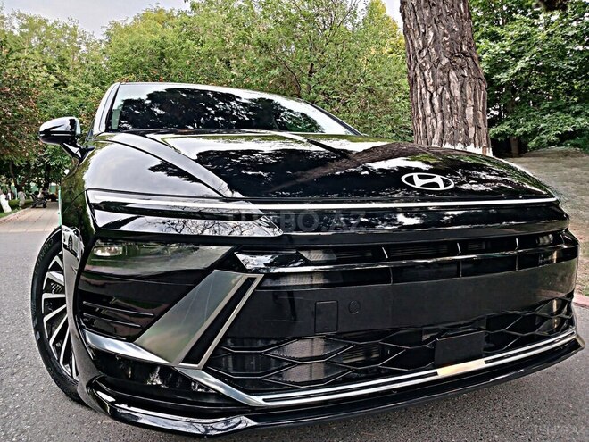 Hyundai Sonata-1