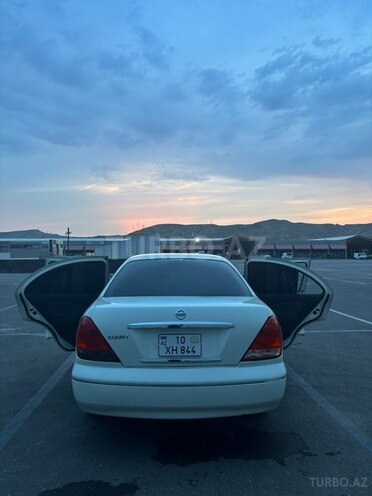 Nissan Sunny-2