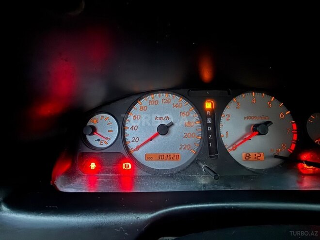 Nissan Sunny-9