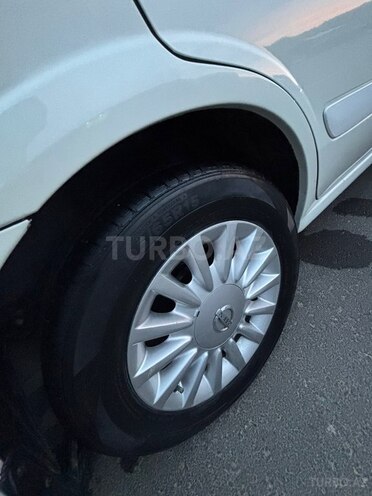 Nissan Sunny-10