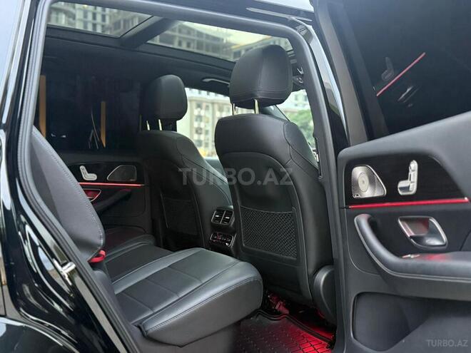 Mercedes GLS 450 4MATIC-11
