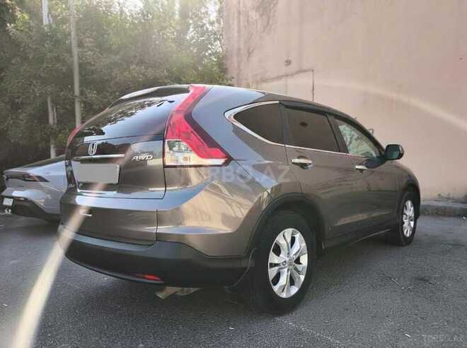 Honda CR-V-6
