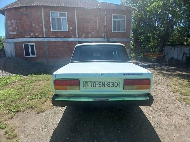 LADA (VAZ) 2107-8