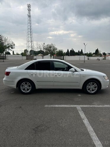 Hyundai Sonata-5