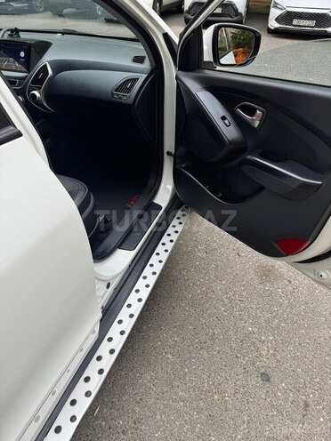 Hyundai ix35-6