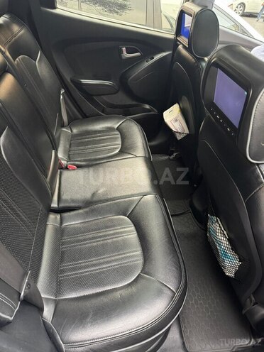 Hyundai ix35-7