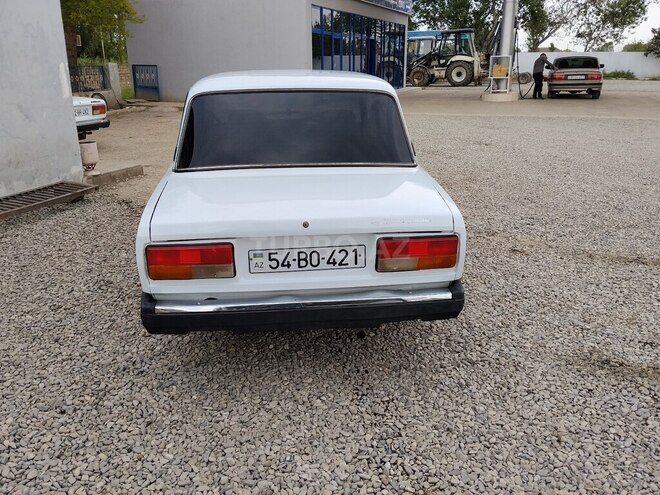LADA (VAZ) 2107-5