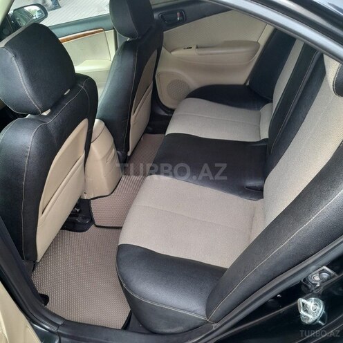 Hyundai Sonata-4