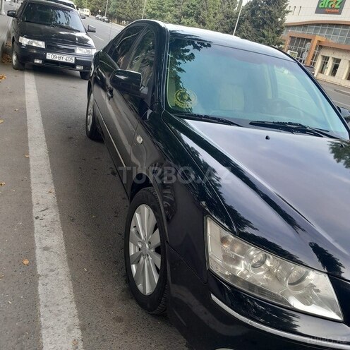 Hyundai Sonata-5