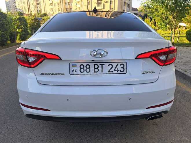 Hyundai Sonata-10