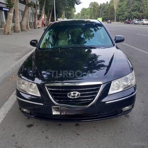 Hyundai Sonata-1