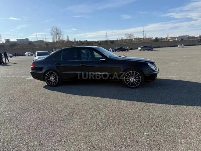 Mercedes E 320-8