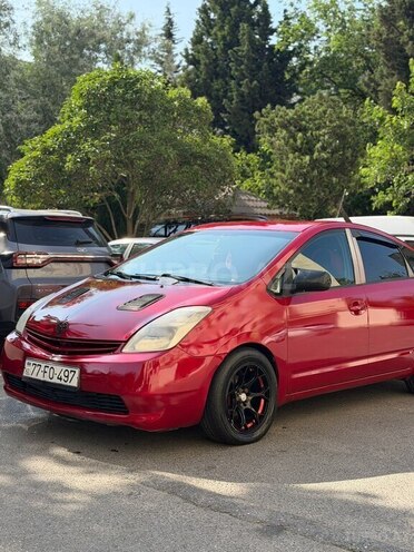 Toyota Prius-5