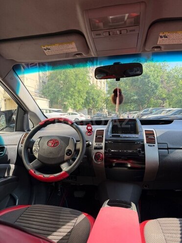 Toyota Prius-8