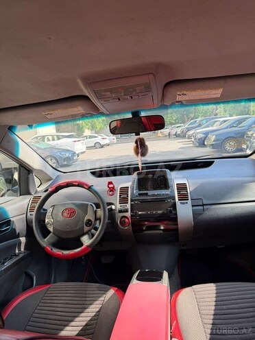 Toyota Prius-9