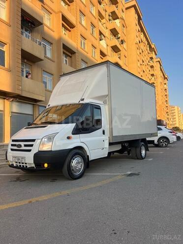 Ford Transit-2