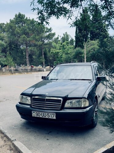 Mercedes C 240-1