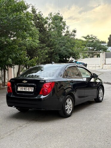 Chevrolet Aveo-4