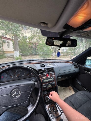 Mercedes C 240-4