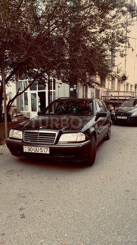 Mercedes C 240-13