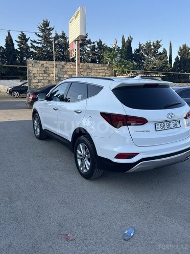 Hyundai Santa Fe-6