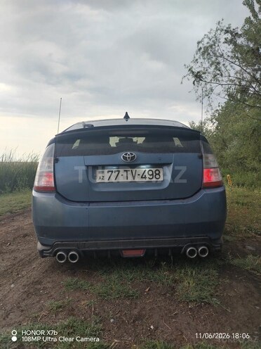 Toyota Prius-10