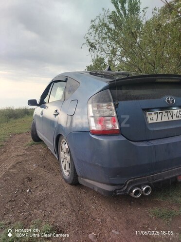 Toyota Prius-9