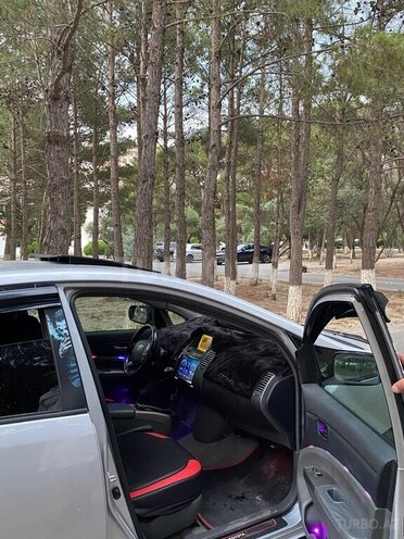Toyota Prius-9