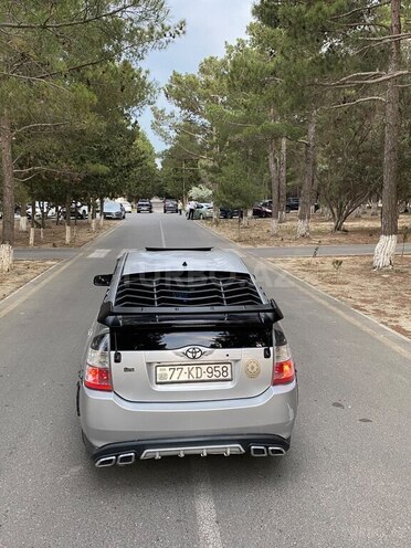 Toyota Prius-10