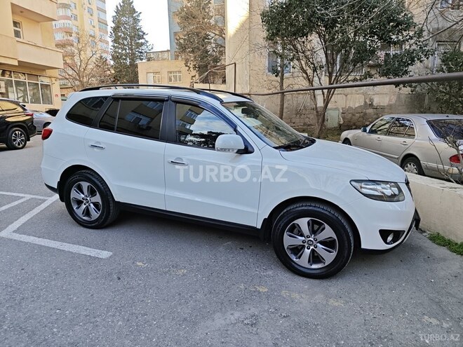 Hyundai Santa Fe-4