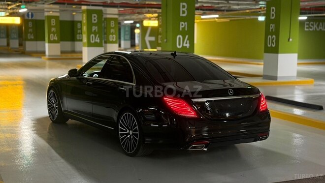 Mercedes S 400 d-8