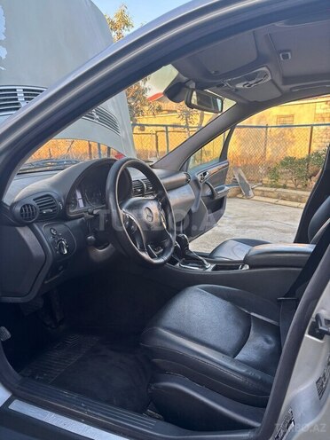 Mercedes C 240-8