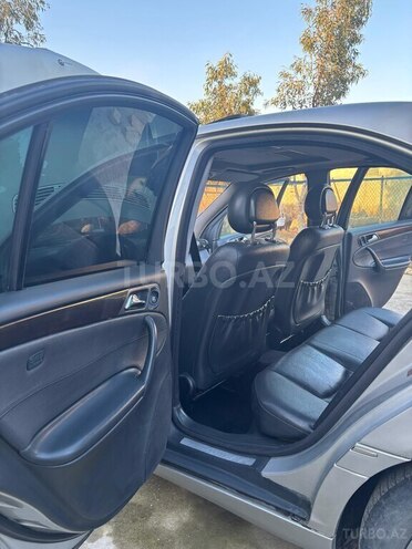 Mercedes C 240-7