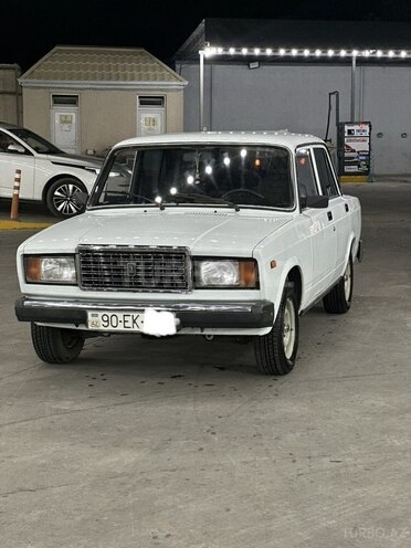 LADA (VAZ) 2107-1