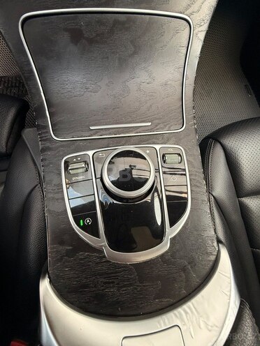 Mercedes C 300-9