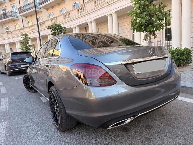 Mercedes C 300-10