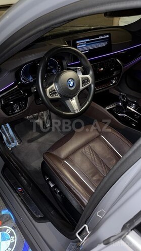 BMW 530e-9