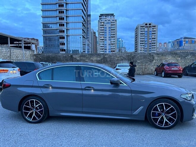 BMW 530e-4